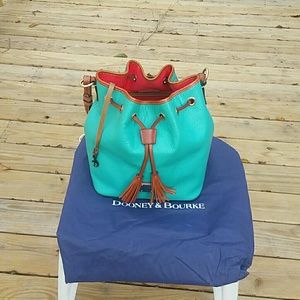 Dooney& Bourke Purse